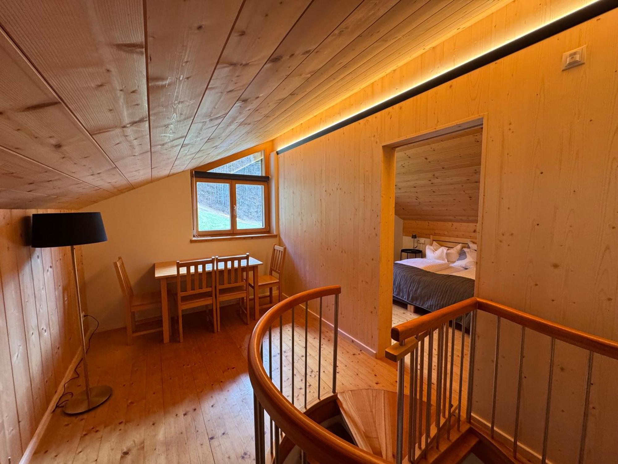 Chalet Christl Panorama Appartements 쉬룬즈 외부 사진