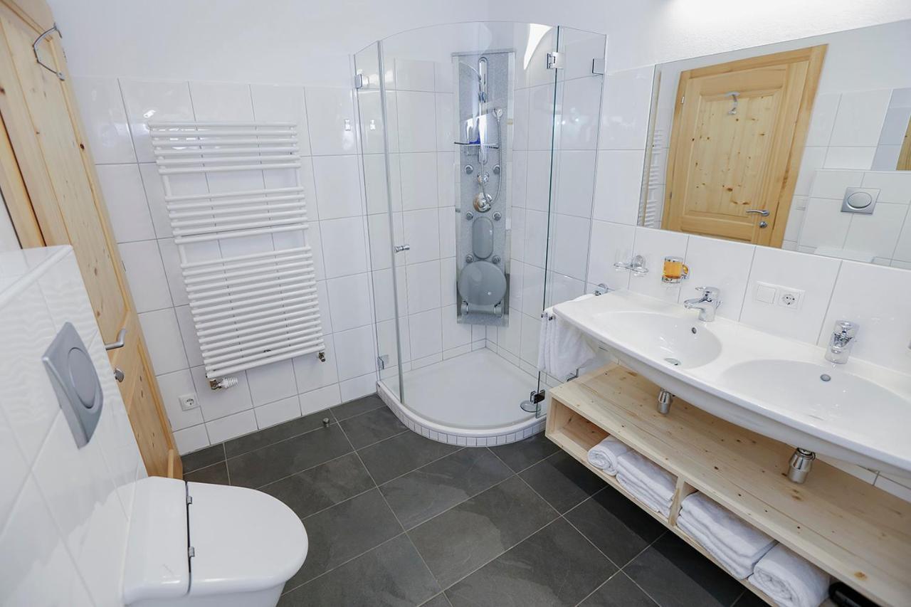 Chalet Christl Panorama Appartements 쉬룬즈 외부 사진